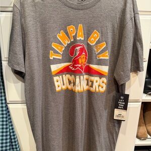 Brand NEW w/Tags - ‘47 Brand Tampa Bay Buccaneers Gray T-Shirt
